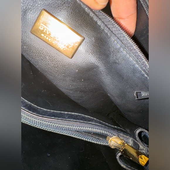 Givenchy patent leather handbag - Picture 5 of 7